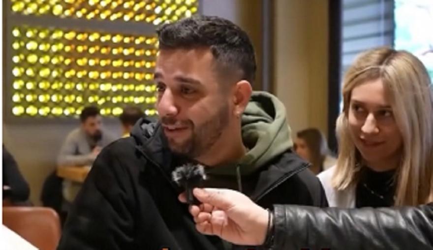 Το Tipsbymarkos… κερνάει τον κόσμο στις πλατείες!