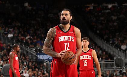 Χάνουν για μήνες τον Στίβεν Άνταμς οι Ρόκετς