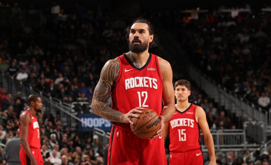 Χάνουν για μήνες τον Στίβεν Άνταμς οι Ρόκετς