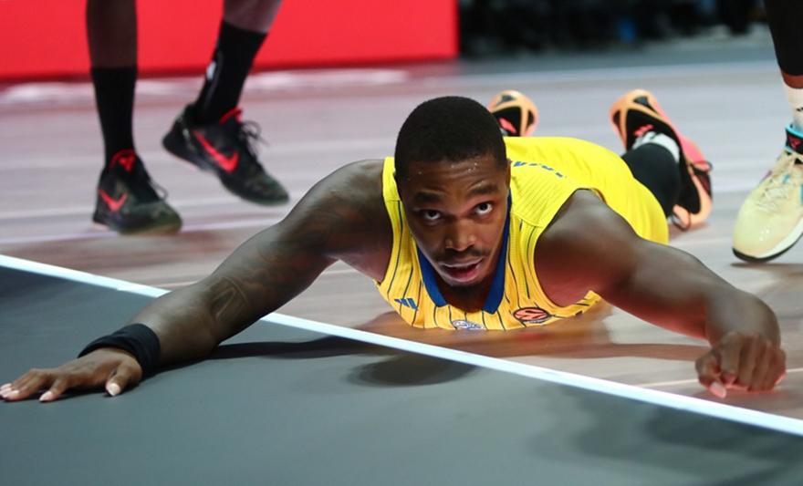 Μακάμπι: Νοκ άουτ και με Παναθηναϊκό ο Λόνι Γουόκερ