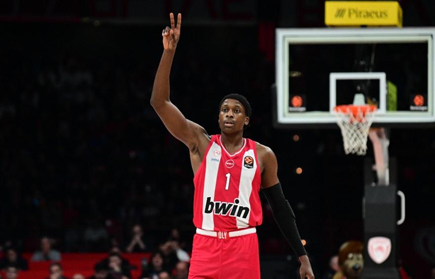 Ολυμπιακός: Νοκ άουτ και ο Νιλικίνα με Εφές, μετά τον Μιλουτίνοφ