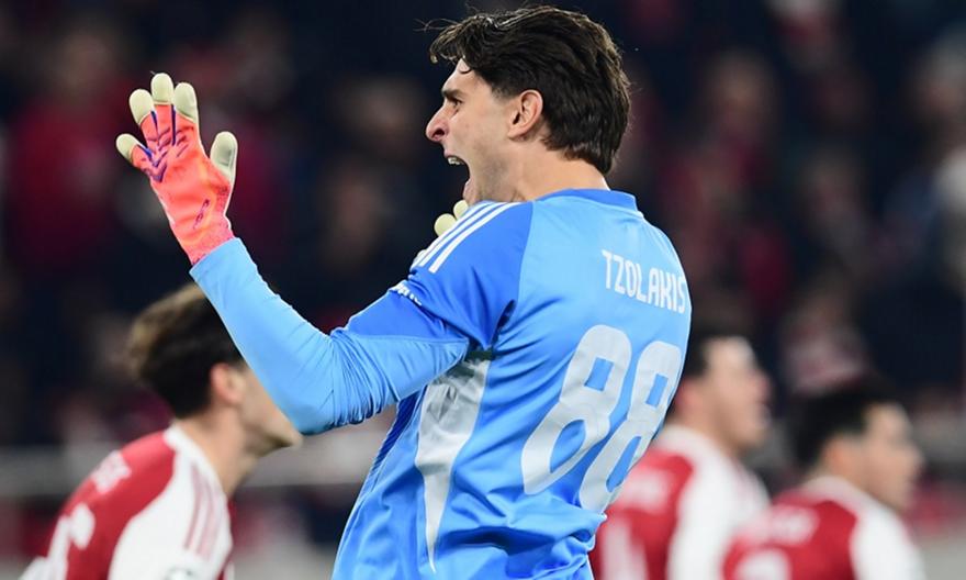 Νικολακόπουλος: «Με τρεις κολοσσούς ο Ολυμπιακός του Champions League»!