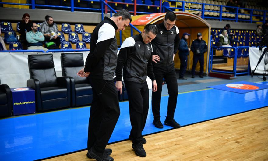 Αναβλήθηκε το Περιστέρι-Σαραγόσα: Έσταζε η οροφή του κλειστού «Ανδρέας Παπανδρέου»