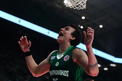 Στο ηφαίστειο του Telekom Center ο Παναθηναϊκός κλείδωσε την πρόκριση στους «8»