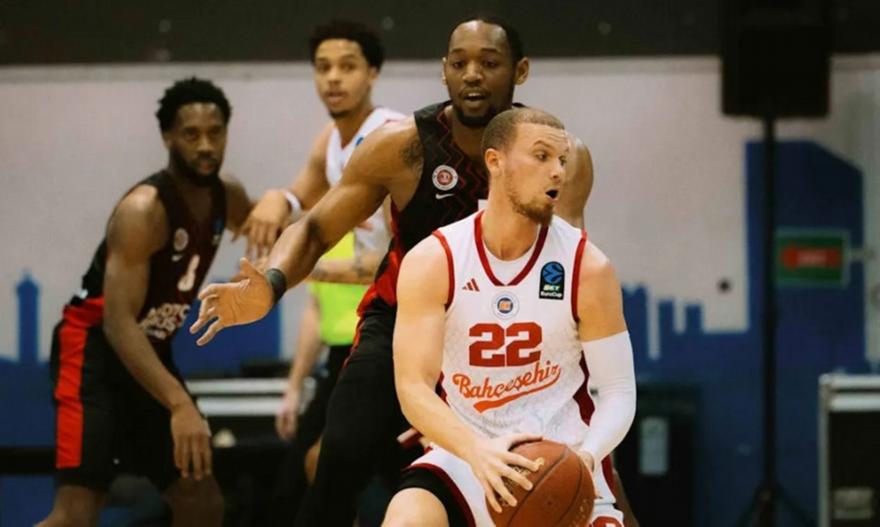 Πήρε το ντέρμπι κορυφής η Μπαχτσέσεχιρ, σοκ για Μπουργκ