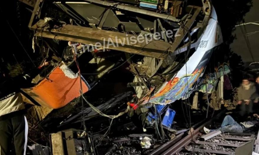 Νέα σιδηροδρομική τραγωδία στην Ισπανία - Εκτροχιάστηκε τρένο κοντά στη Βαρκελώνη – Νεκρός ο μηχανοδηγός