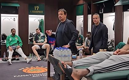 Αταμάν στα αποδυτήρια: «Πολύ καλή ομαδική δουλειά-Να είστε όλοι έτοιμοι»