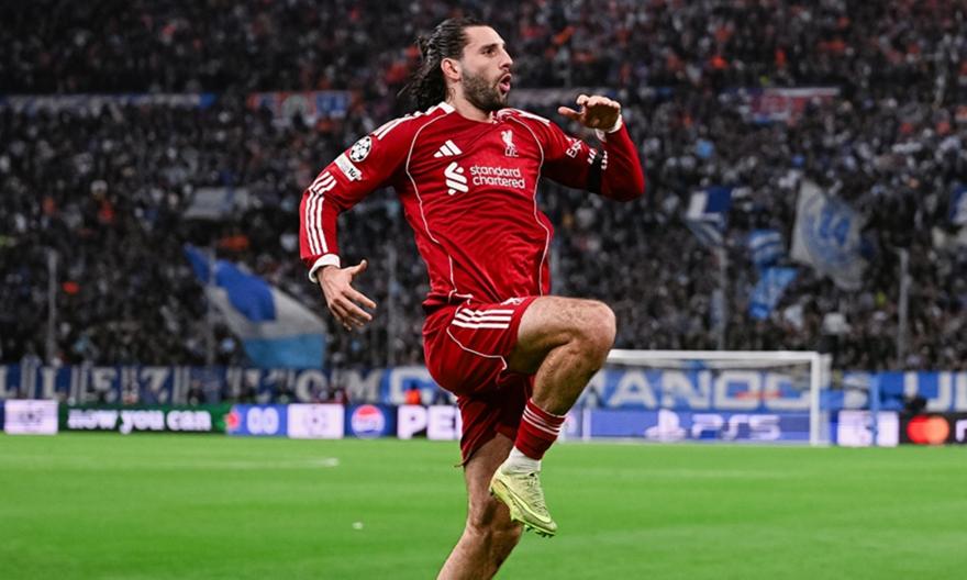 Σκόραρε από... κλειδαρότρυπα ο Σομποσλάι για το 0-1 της Λίβερπουλ με Μαρσέιγ