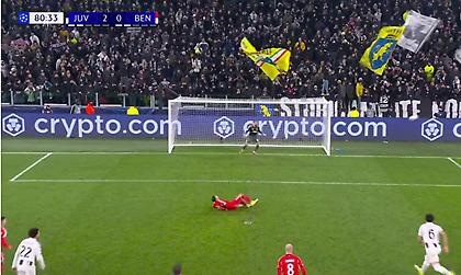 Άτυχη στιγμή για Παυλίδη: Γλίστρησε και αστόχησε σε πέναλτι στο Γιουβέντους-Μπενφίκα