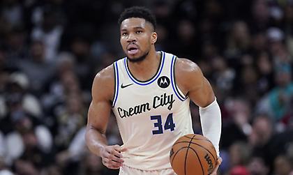 Ο Αντετοκούνμπο τα βάζει με τους συμπαίκτες τους στους Μπακς: «Όλοι παίζουν για τον εαυτό τους»!