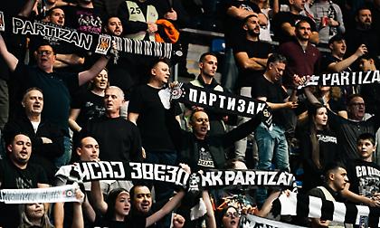 Ευρωλίγκα: Πρόστιμο στην Παρτίζαν για τη συμπεριφορά οπαδών της στο ματς με τον Ολυμπιακό