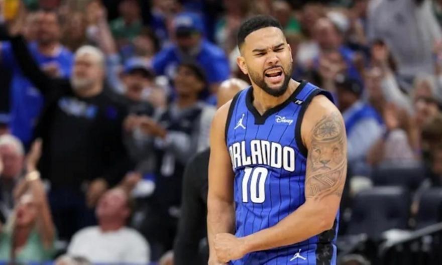 Ζέρβας: «Το μήνυμα Ολυμπιακού με την απόκτηση Τζόζεφ - Φέρνει κάτι που έλειπε από την ομάδα»