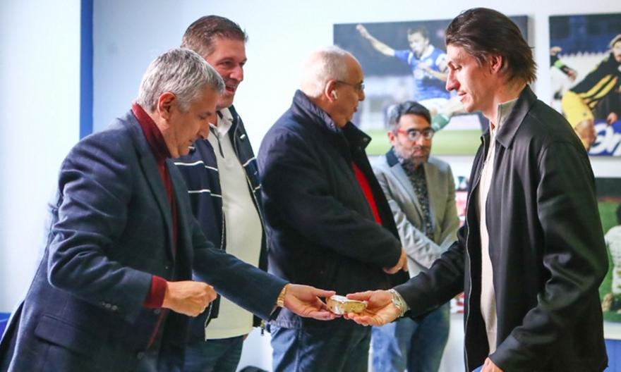 «Το λέει και το όνομά μας, δεν τα παρατάμε ποτέ!»: «Ντόπες» Σπανού στην κοπή πίτας του Ατρομήτου