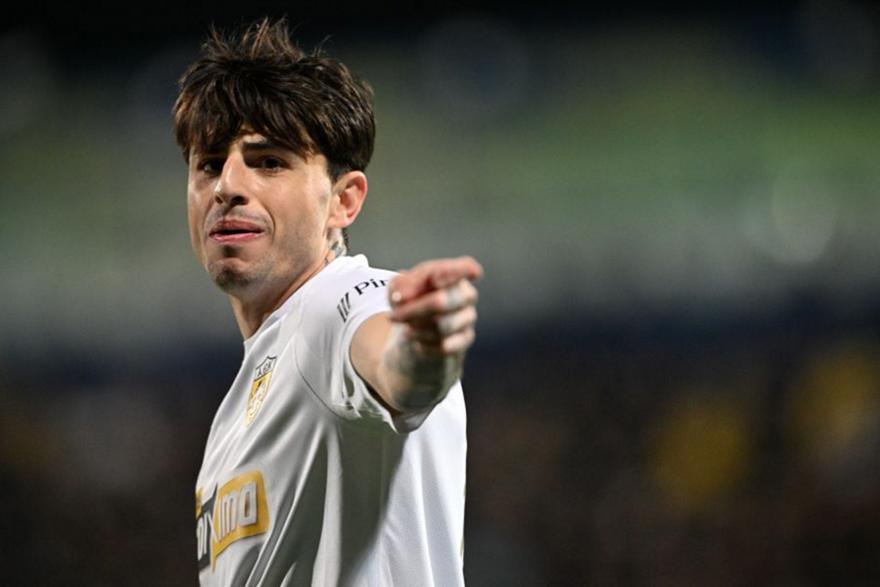 Τέσσερις παίκτες της ΑΕΚ συμπλήρωσαν κάρτες στην αναμέτρηση με τον Asteras AKTOR