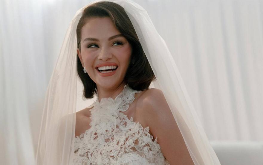 Ο Martin Short κατέστρεψε την τούρτα του γάμου της Selena Gomez και το διηγήθηκε με τον πιο «Martin Short» τρόπο