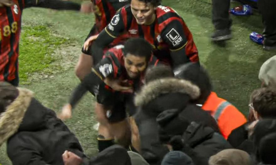 Μαγική νίκη της Μπόρνμουθ απέναντι στη Λίβερπουλ, την άφησε… ξερή στο 95’ από πλάγιο άουτ!