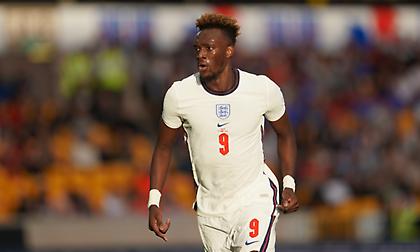 Επιστρέφει στην Premier League και στην Άστον Βίλα ο Έιμπραχαμ