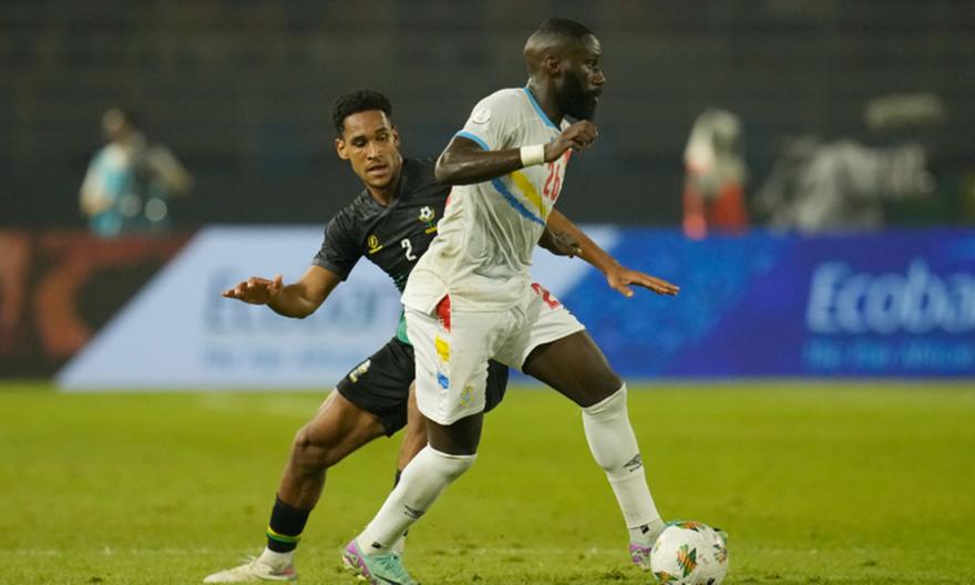 Επιστρέφει στη Γαλλία για χάρη της Λανς ο Μαζουακού