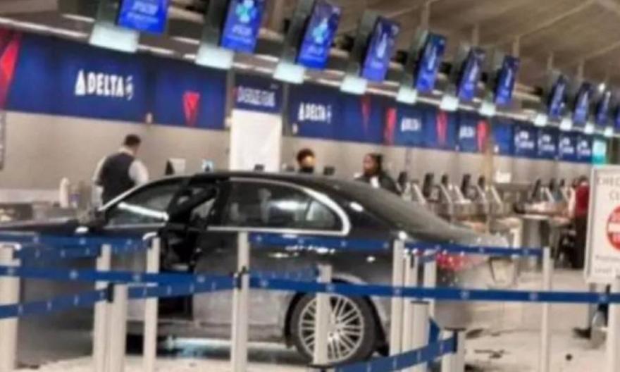 Αυτοκίνητο προσέκρουσε σε γκισέ εισιτηρίων στο Αεροδρόμιο Ντιτρόιτ – Έξι τραυματίες