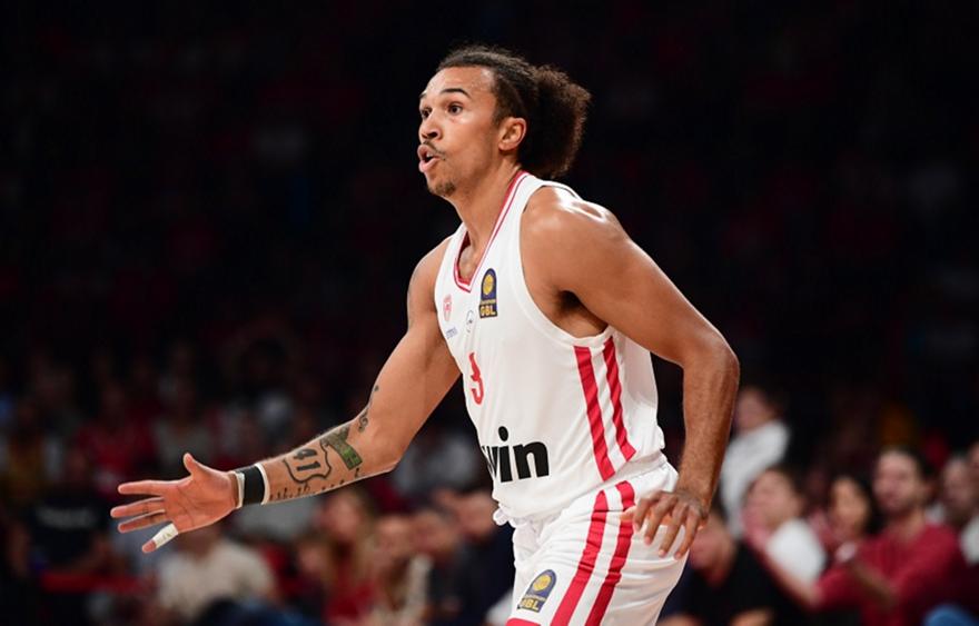 Γουόρντ: «Είχα να παίξω πλέι μέικερ από το λύκειο-Θα μας βοηθήσει ο Τζόζεφ»