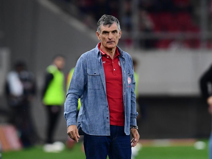 Νικολακόπουλος: «Γιατί ήταν πολύ έξυπνο που είχε χθες 10 αλλαγές ο Ολυμπιακός»