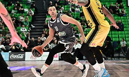 Ο πληθωρικός Σλούκας και ο καταιγισμός τριπόντων: Τα highlights από τη νίκη του Παναθηναϊκού επί του Αμαρουσίου