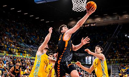 Η Βαλένθια έκαμψε την αντίσταση της Γκραν Κανάρια και παραμένει σε τροχιά κορυφής