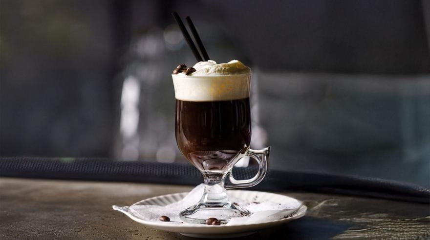 Φτιάχνουμε Irish Coffee στο σπίτι