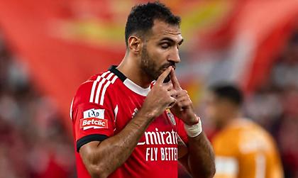 «Χτύπησε» ξανά ο Παυλίδης: Γκολ με πέναλτι στις… αράχνες!