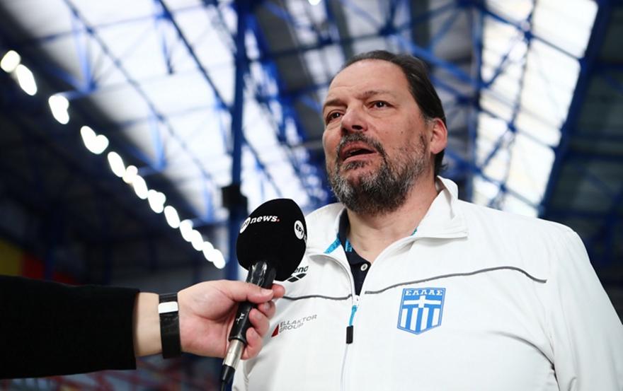 Παυλίδης: «Δεν ήταν σοβαρές οι αθλήτριές μου - Έπαιξαν ατομικά»