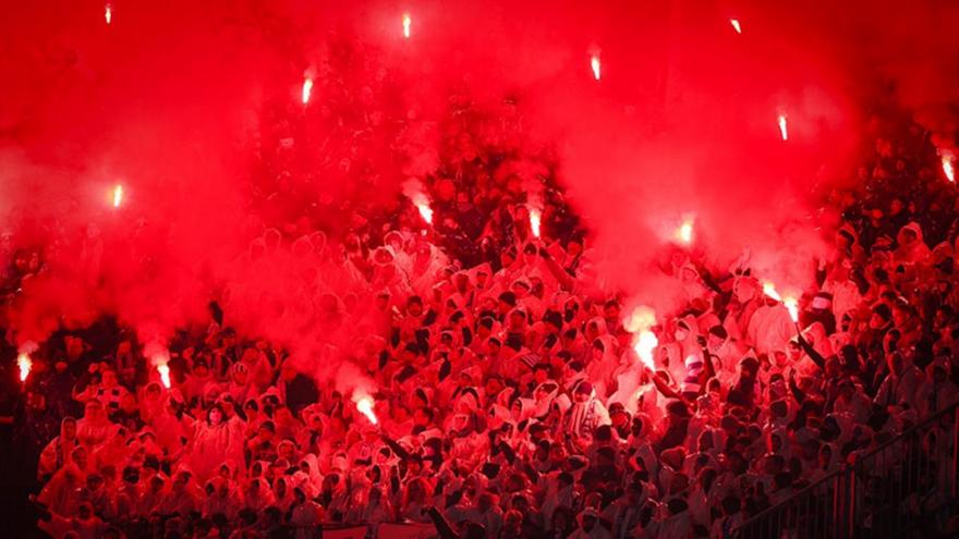 Μαγδεμβούργο-Ντινάμο Δρέσδης: Σοβαρά επεισόδια, τραυματίστηκαν 64 αστυνομικοί!