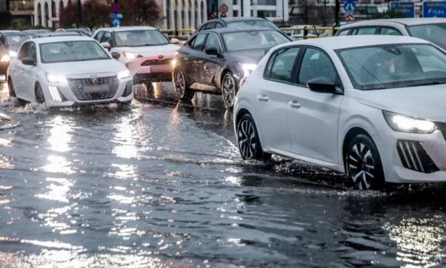 Καιρός: Ισχυρές καταιγίδες, χαλάζι και πτώση θερμοκρασίας