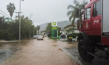 Σε «Red Code» η Κρήτη: Συναγερμός για επικίνδυνα καιρικά φαινόμενα και πλημμύρες