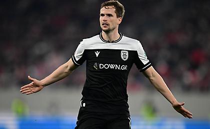 Κεντζιόρα: «Να φτάσουμε στον τελικό του Europa League - Ο Λουτσέσκου είναι θρύλος του ΠΑΟΚ»