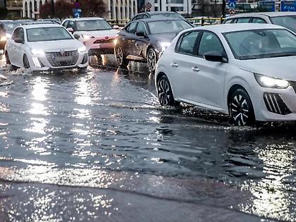 Επικαιροποίηση έκτακτου δελτίου ΕΜΥ: Βροχές και καταιγίδες σήμερα στα ανατολικά