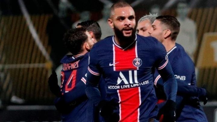 Μετακόμισε στην… Ινδονησία ο Κουρζαβά