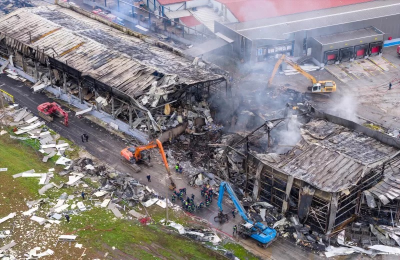 Απόλυτη καταστροφή: Συγκλονιστικές εικόνες από την επόμενη μέρα στη «Βιολάντα»