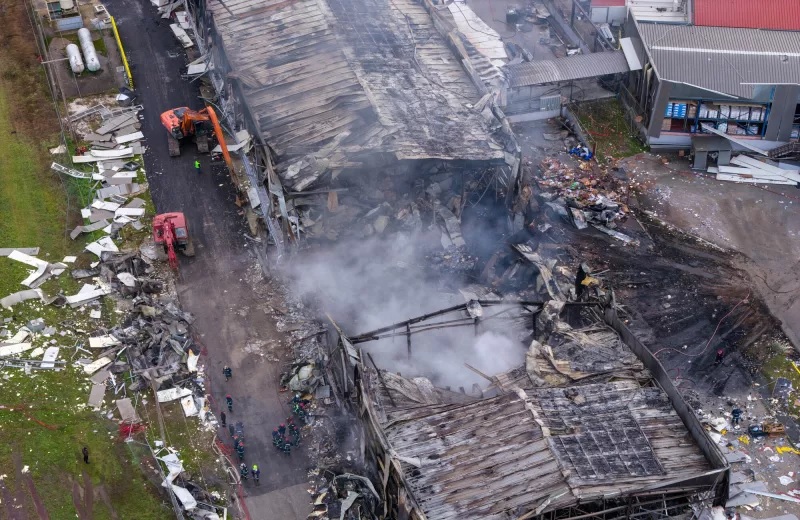 Απόλυτη καταστροφή: Συγκλονιστικές εικόνες από την επόμενη μέρα στη «Βιολάντα»