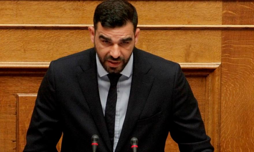 Κωνσταντινέας στη «Δίκη στον ΣΚΑΪ»: «Καταρρέουν οι λυκοφιλίες στην ΕΠΟ»
