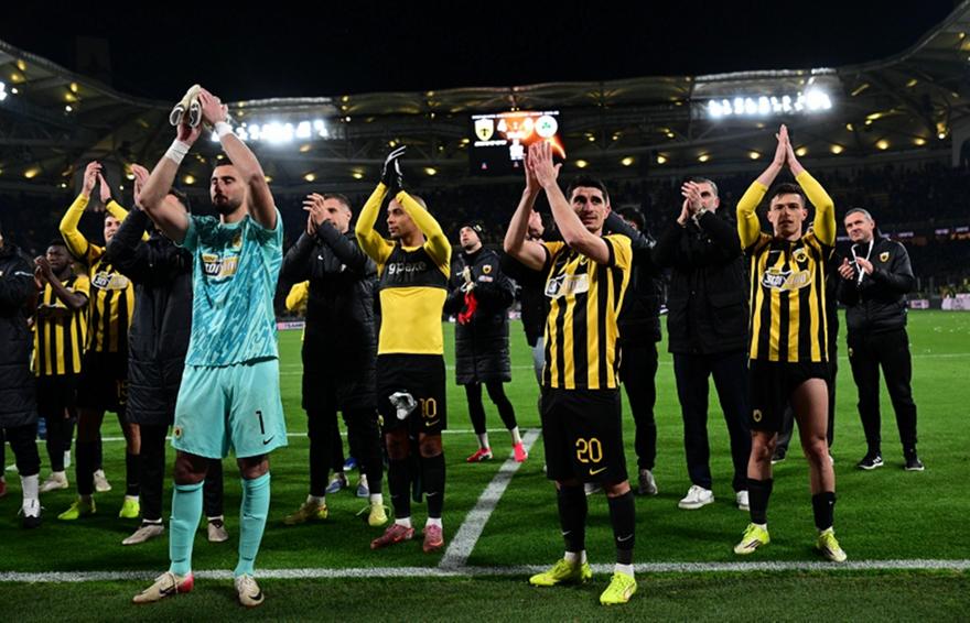 Δίπλα στην ομάδα μπάσκετ με Άλμπα η ποδοσφαιρική ΑΕΚ: «Όλοι στο πλευρό του Σάκοτα και των παικτών μας»