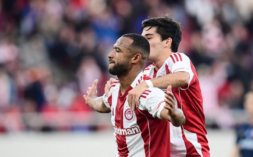 «Ναντ και Ανζέ θέλουν Ελ Κααμπί, ο παίκτης προτιμά Ολυμπιακό»