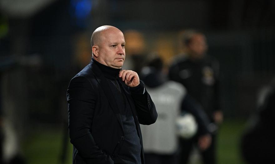 Ο Νίκολιτς επιλέγει τον χαφ και η ΑΕΚ τον κλείνει