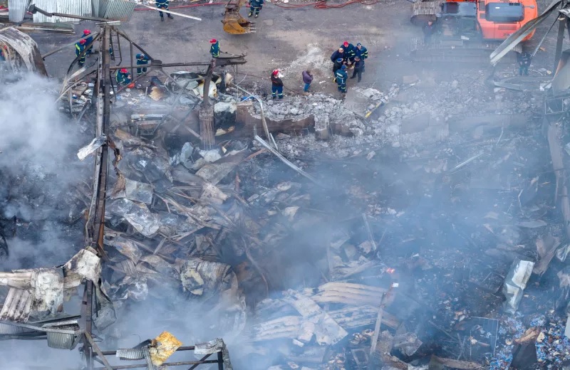 Απόλυτη καταστροφή: Συγκλονιστικές εικόνες από την επόμενη μέρα στη «Βιολάντα»