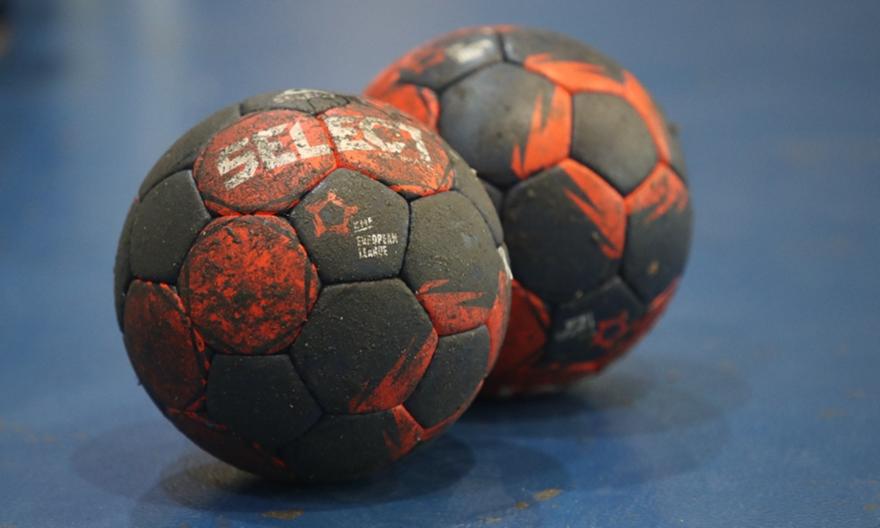 Αίτημα αναβολής από τον ΠΑΟΚ για το ντέρμπι με την ΑΕΚ στο χάντμπολ