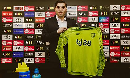 Μανδάς για τη μεταγραφή στην Μπόρνμουθ: «Η σωστή επιλογή για την καριέρα μου»