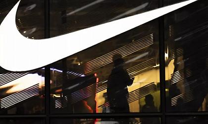 Η Nike περικόπτει θέσεις εργασίας στις ΗΠΑ για να επιταχύνει τον αυτοματισμό και να αυξήσει τα κέρδη της