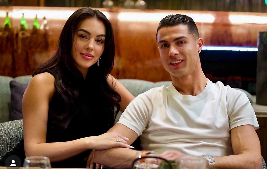 Οι ευχές του ερωτευμένου Ρονάλντο στη Χεορχίνα