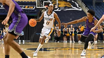 Κολοσσός: Έκλεισε Κεόντρε Κένεντι