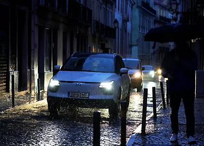 Πορτογαλία: Τουλάχιστον 4 νεκροί εξαιτίας της καταγίδας Kristin