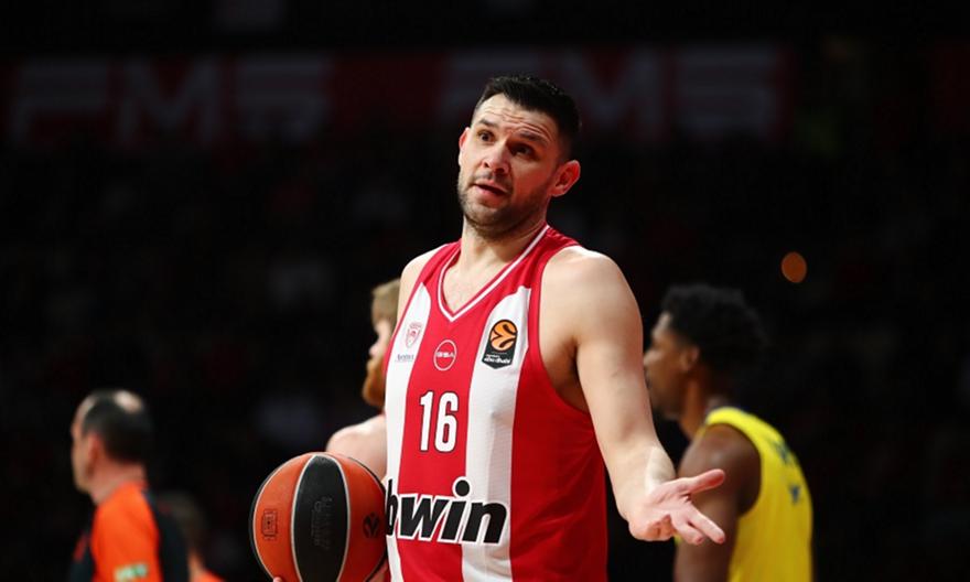 Ολυμπιακός: Νοκ άουτ με Μπάρτσα ο Παπανικολάου, στη 12άδα ο Τζόσεφ